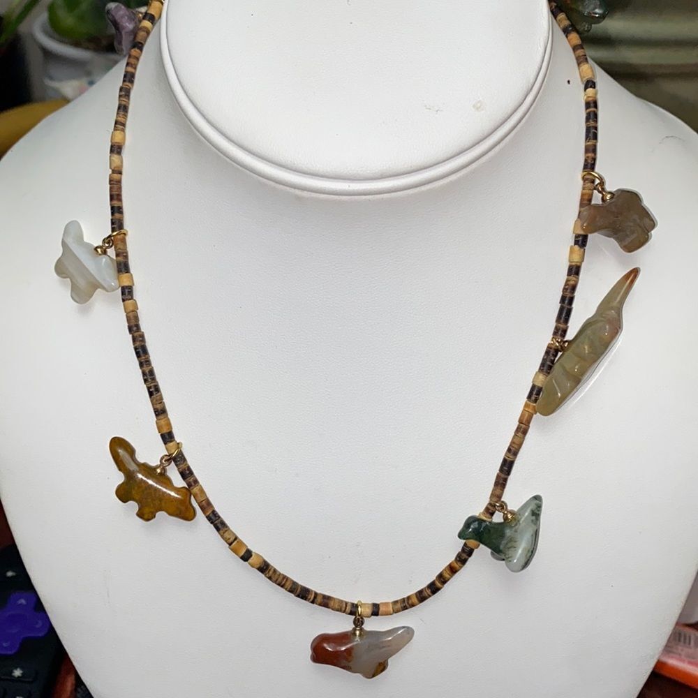 Natural Stone Carved Animal Totem Fetish Heishi Necklace